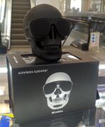 Колонка беспроводная портативная "Череп"
